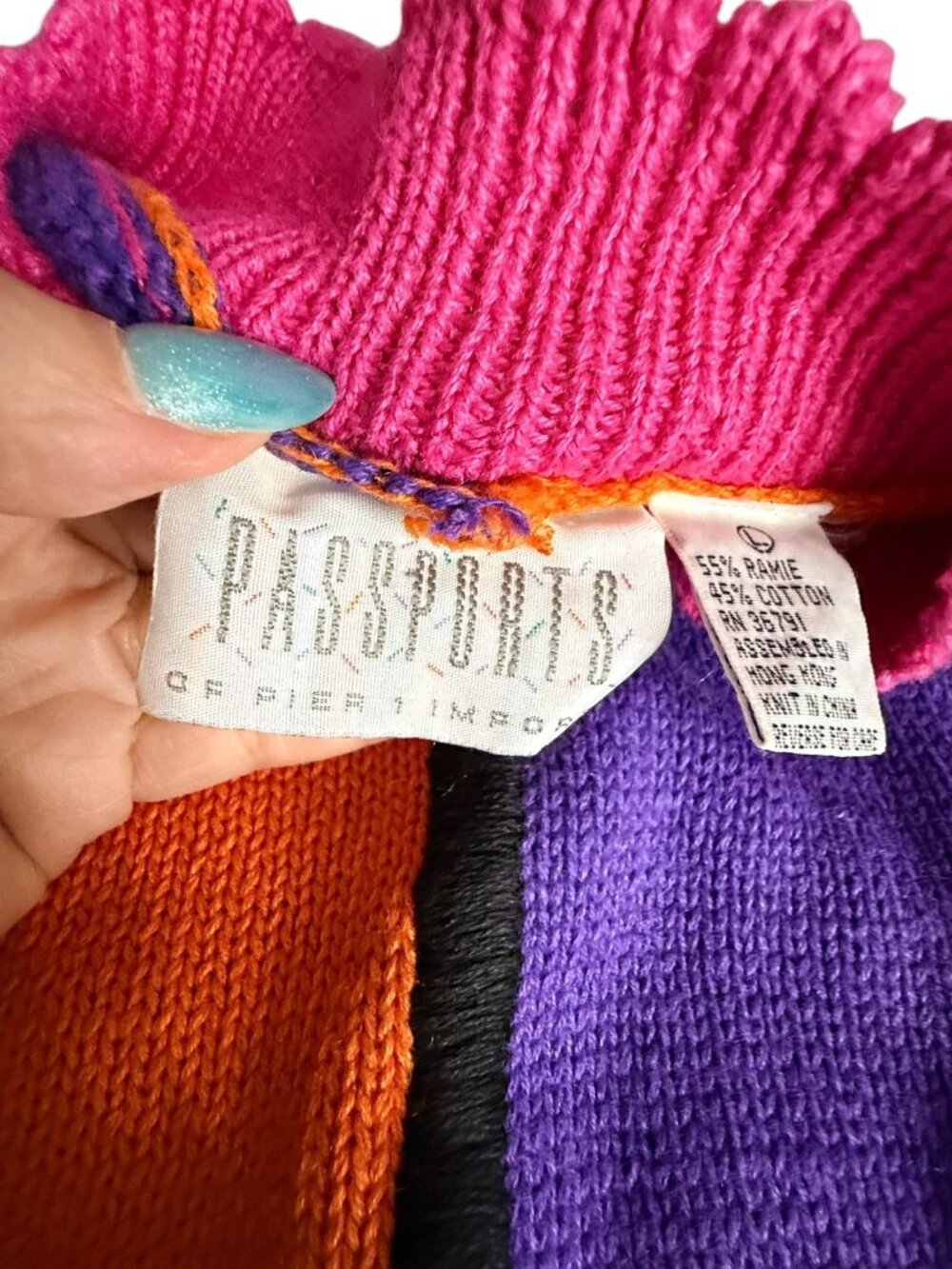 Passports Of Pier 1 Sweater Size Large color block open knit bottom - Picture 5 of 9
